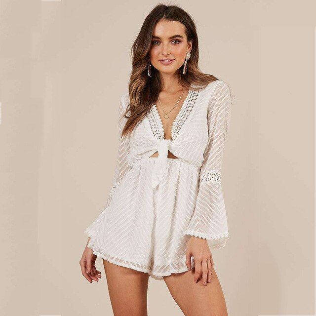 combinaison chic blanche